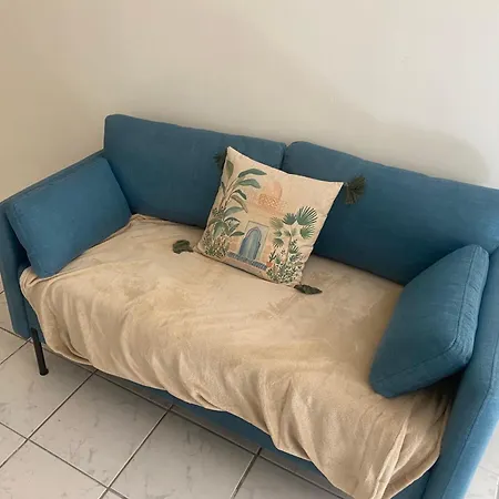 Charming 2 In The Heart Of Old Apartment